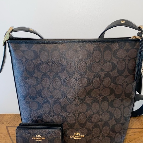 Coach Signature Tote and Wallet Set - Black and Brown - Picture 2 of 9